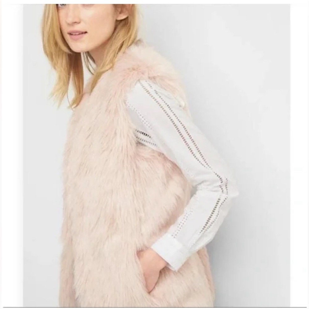Gap pink faux fur vest